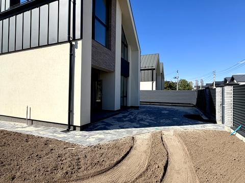 дом по адресу зарічна, 7