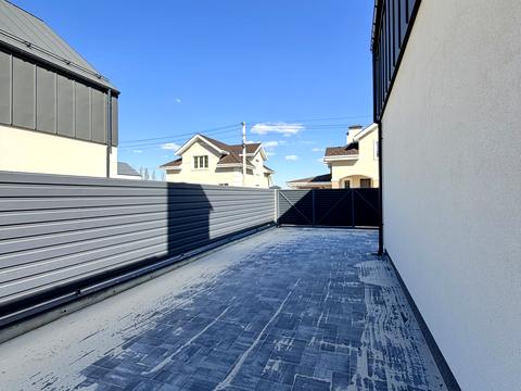 дом по адресу зарічна, 7