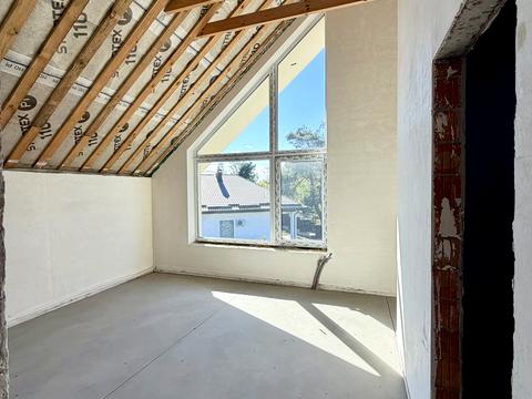 дом по адресу зарічна, 7