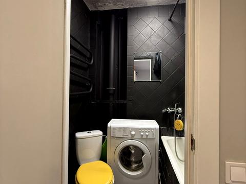 квартира за адресою Дністерська вул. (Двінська), 1