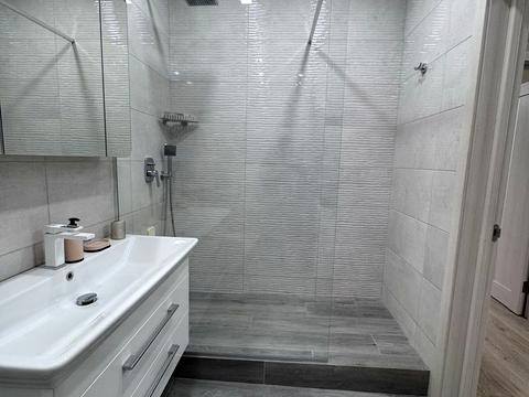 квартира за адресою Ревуцького вул., 40-В