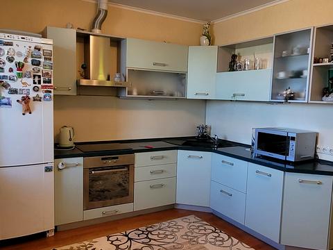 квартира по адресу Миколы Бажана просп., 14