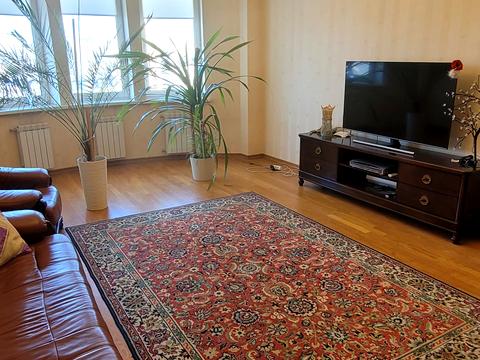 квартира по адресу Миколы Бажана просп., 14