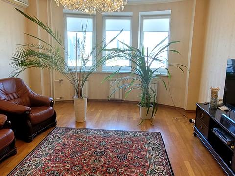 квартира по адресу Миколы Бажана просп., 14