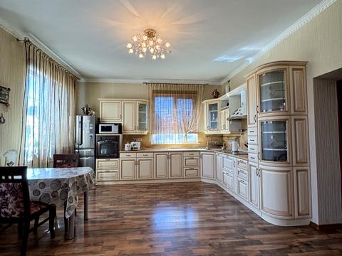 будинок за адресою с. Вишеньки, Садова вул., 23