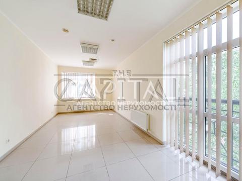 коммерческая по адресу Григория Кочура ул. (Александра Пироговского), 19/8