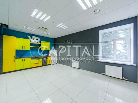 коммерческая по адресу Григория Кочура ул. (Александра Пироговского), 19/8