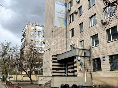 коммерческая по адресу Амвросия Бучмы бульв., 5/1