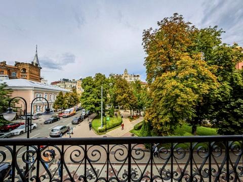 квартира по адресу Лисенка ул., 1