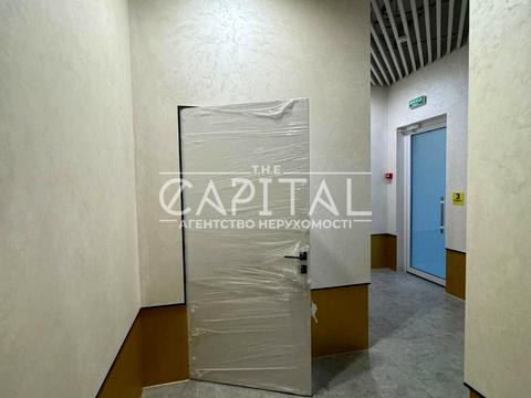 комерційна за адресою Володимирська вул., 86-А