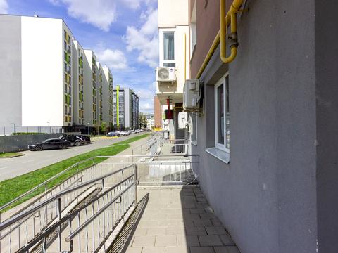 коммерческая по адресу Угорская ул., 14е