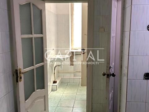 комерційна за адресою Паркова вул., 34