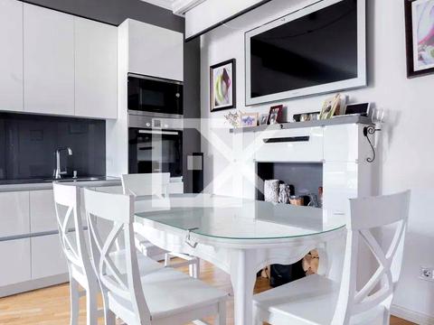 квартира за адресою Сім'ї Кульженків вул. (Петра Дегтяренка), 35