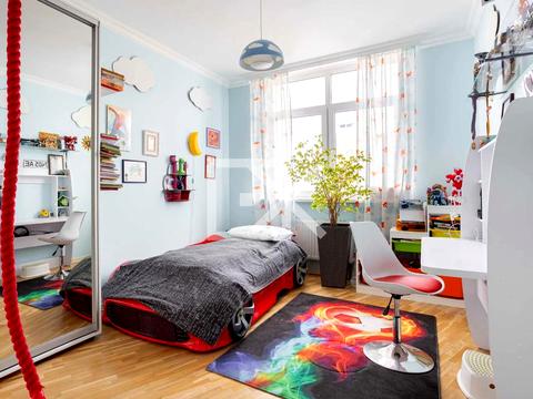 квартира за адресою Сім'ї Кульженків вул. (Петра Дегтяренка), 35