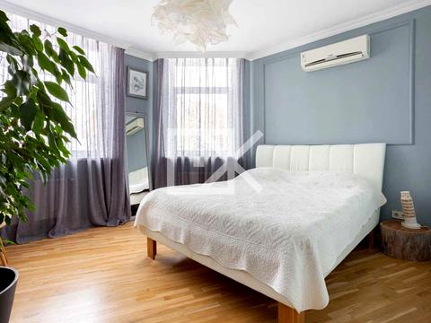 квартира за адресою Сім'ї Кульженків вул. (Петра Дегтяренка), 35