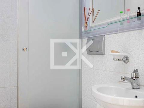 квартира за адресою Сім'ї Кульженків вул. (Петра Дегтяренка), 35