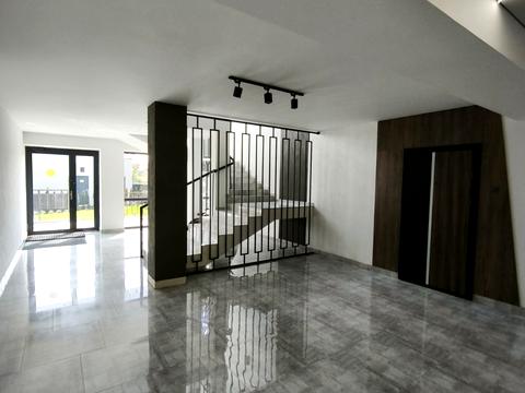 квартира за адресою Бориса Тлехаса вул., (Будинок 4)