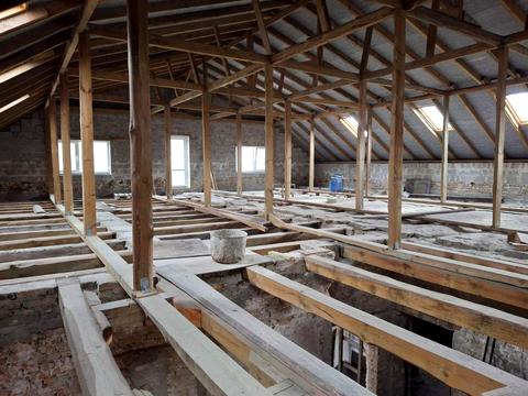 комерційна за адресою Михайла Кривоноса вул. (Котовського), 2