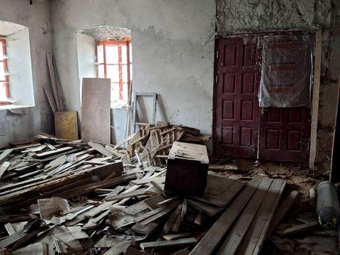 комерційна за адресою Михайла Кривоноса вул. (Котовського), 2