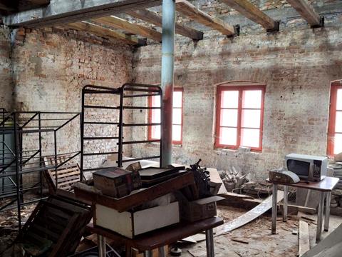 комерційна за адресою Михайла Кривоноса вул. (Котовського), 2