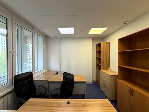 коммерческая по адресу Вячеслава Черновола ул., 20