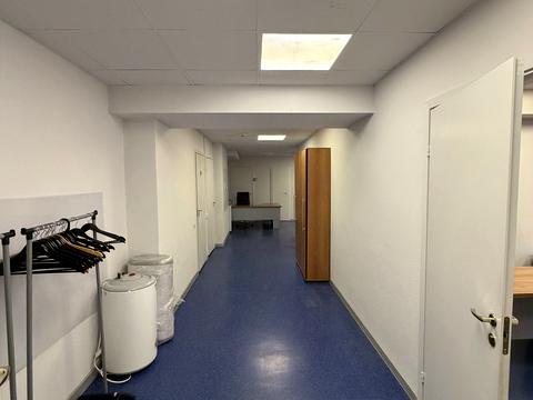 коммерческая по адресу Вячеслава Черновола ул., 20