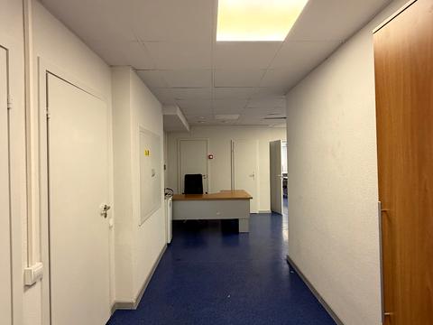 коммерческая по адресу Вячеслава Черновола ул., 20