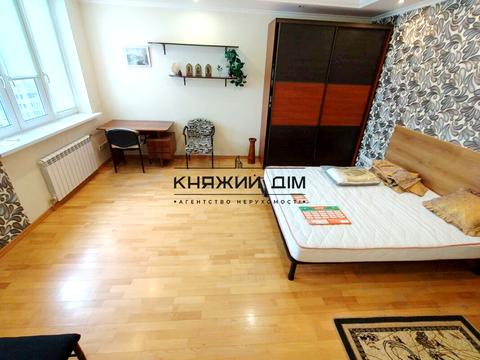 квартира за адресою Бориса Гмирі вул., 2