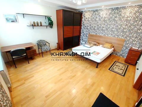 квартира за адресою Бориса Гмирі вул., 2