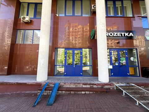 коммерческая по адресу Вячеслава Черновола ул., 20