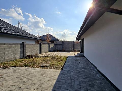 будинок за адресою Успішна