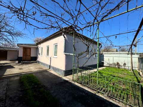 будинок за адресою Геологів