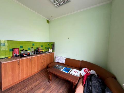 коммерческая по адресу Солов'їна, 1