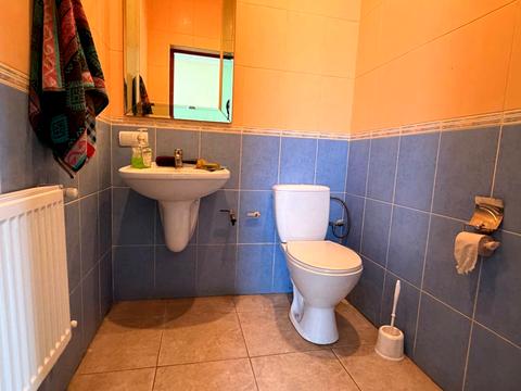 коммерческая по адресу Солов'їна, 1