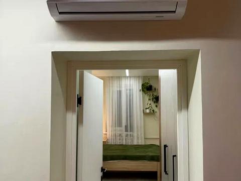 квартира за адресою Набережно-Хрещатицька вул., 33