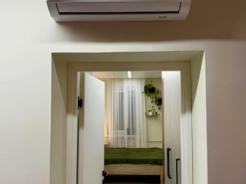 квартира за адресою Набережно-Хрещатицька вул., 33