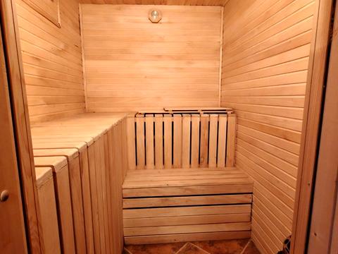 будинок за адресою Найкраща вул. (Ломоносова), 24