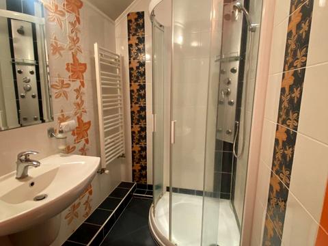 будинок за адресою Найкраща вул. (Ломоносова), 24