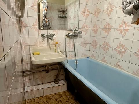 квартира по адресу Ореста Левицкого ул. (Академіка Курчатова), 7