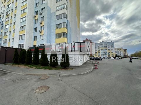 комерційна за адресою Боголюбова вул., 31