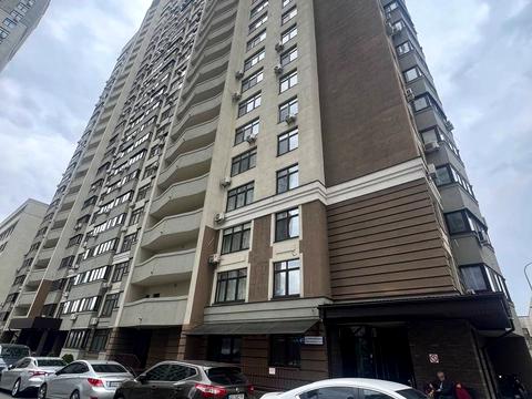 квартира за адресою Авіаконструктора Ігоря Сікорського вул. (Танкова), 4-Д