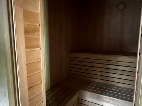 будинок за адресою смт. Безлюдівка, Зміївська вул.