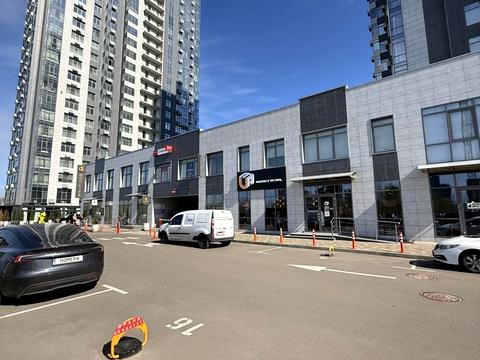 паркомісце за адресою Трускавецька вул., 10-Г