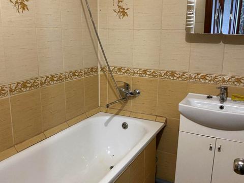 квартира за адресою Крайна вул., 1В