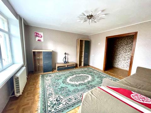 квартира за адресою Космонавтів вул., 152