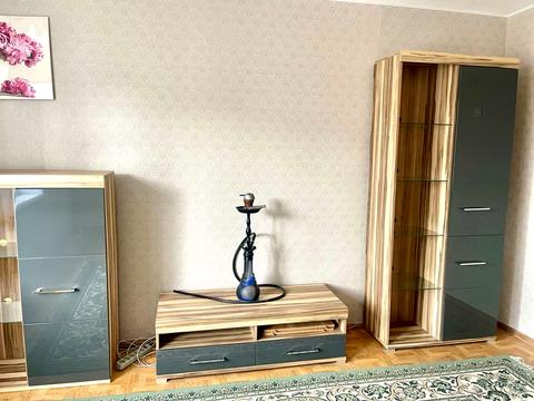 квартира за адресою Космонавтів вул., 152