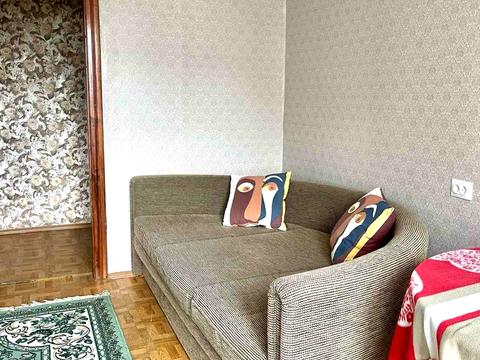 квартира за адресою Космонавтів вул., 152