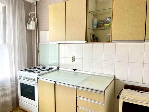 квартира за адресою Космонавтів вул., 152