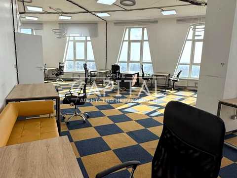 коммерческая по адресу Кловский спуск, 7