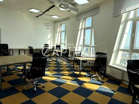 коммерческая по адресу Кловский спуск, 7